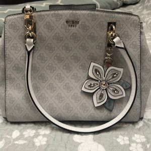 Guess Purse / Handbag